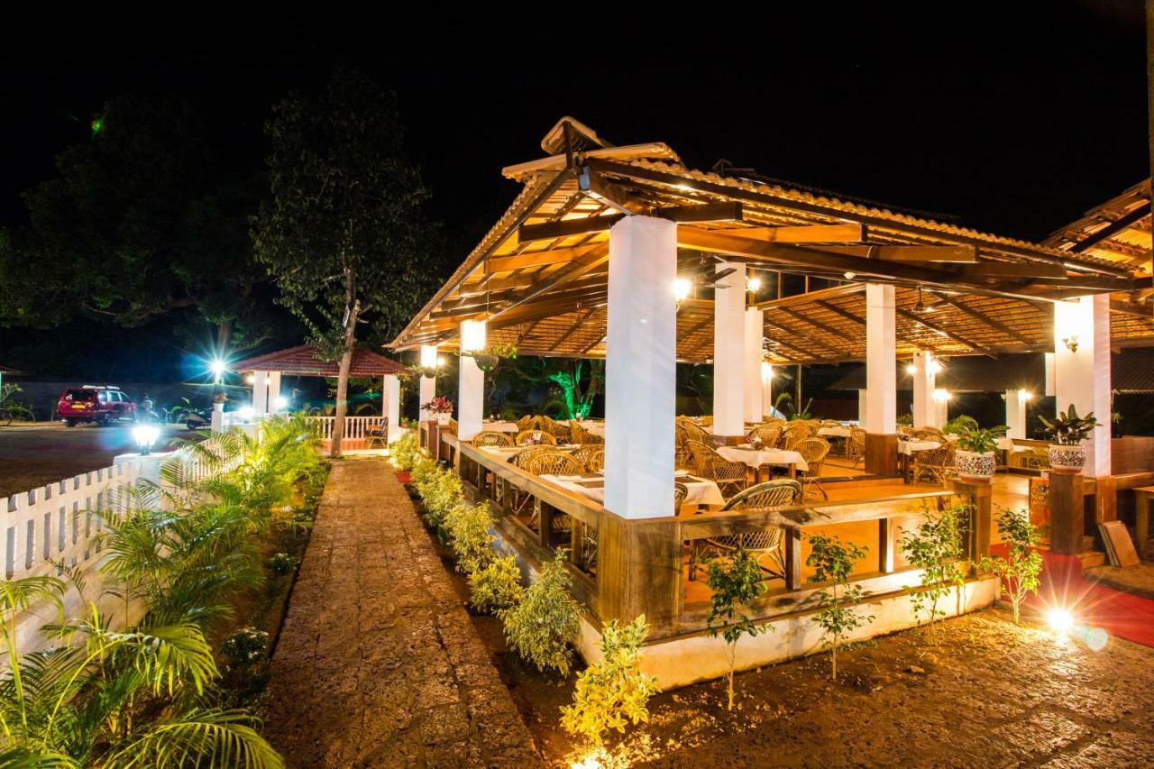 Wild Berry Resort Agonda Canacona Exteriör bild